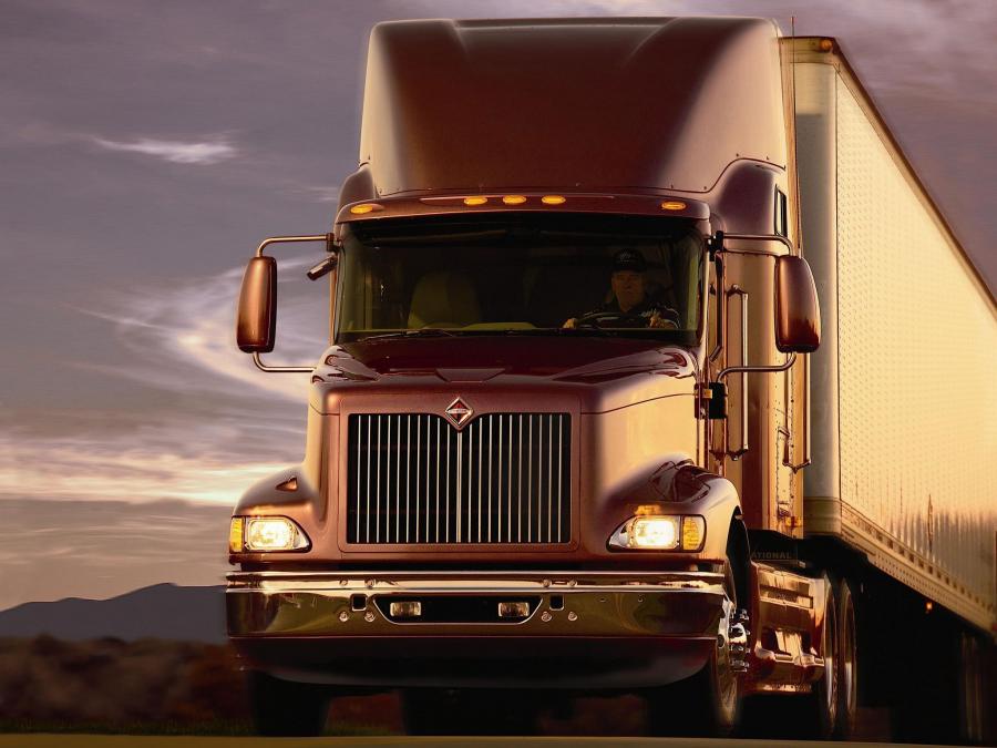  International 9400i 2004 года  (фото 2 из 2)